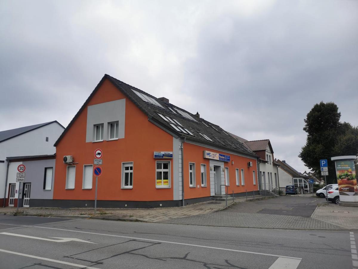 Zimmervermietung Schoenfliesser Stuben Auch Fuer Monteure Eisenhuettenstadt Luaran gambar